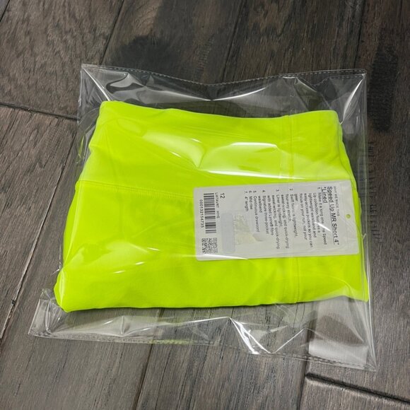 Lululemon NWT Speed Up Mid-Rise Short 4" Highlight Yellow - Picture 9 of 9